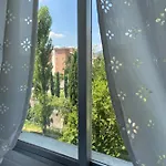 Апартаменти Relax & Comfort Redona 8 Oasis Near Centre Бергамо