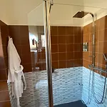 Relax & Comfort Redona 8 Oasis Near Centre