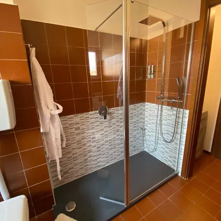 Relax & Comfort Redona 8 Oasis Near Centre Апартаменти Бергамо