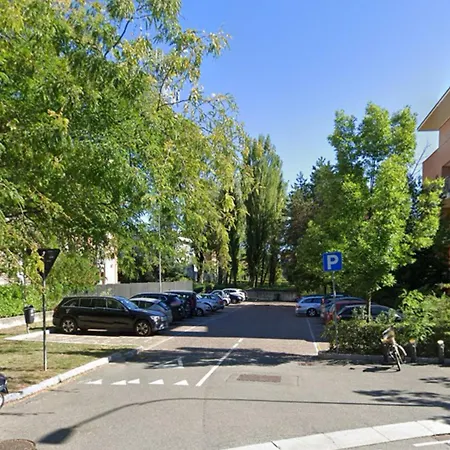 Relax & Comfort Redona 8 Oasis Near Centre * Бергамо