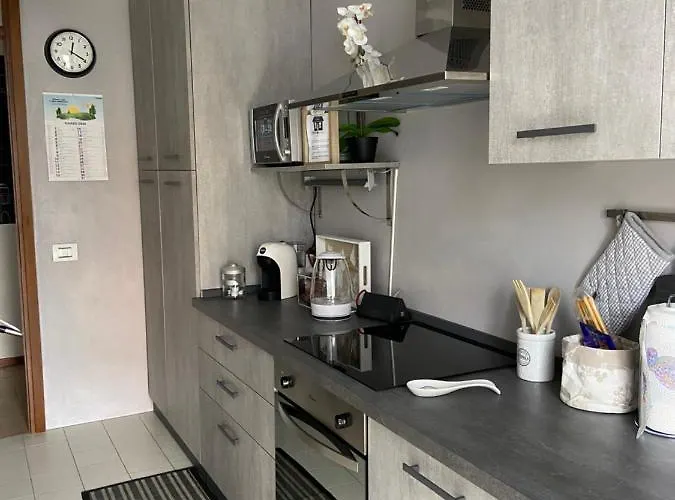 Relax & Comfort Redona 8 Oasis Near Centre