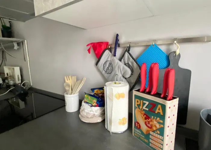 Апартаменти Relax & Comfort Redona 8 Oasis Near Centre *