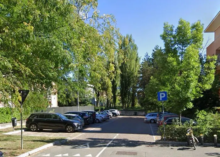 Relax & Comfort Redona 8 Oasis Near Centre * Bergamo