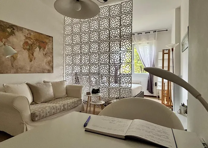 Relax & Comfort Redona 8 Oasis Near Centre